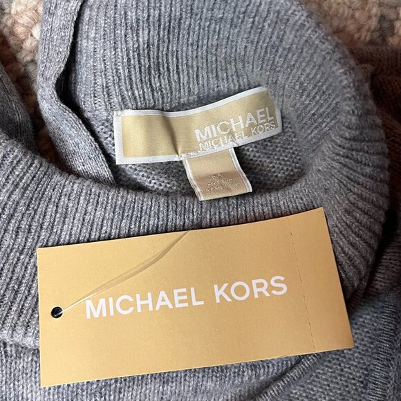 Michael by Michael Kors 100% Cashmere Cutout V-Neck Sweater - Picture 2 of 14